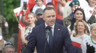 Prezydent Nawrocki ostro o aferze KPO. Podpisał też projekt ustawy o ulgach dla rodzin