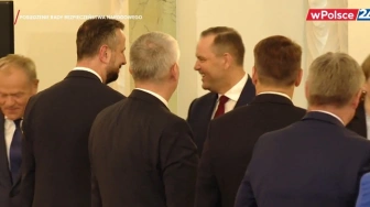 Prezydent elekt na radzie BBN - klasa sama w sobie. Tusk? Wystarczy popatrzeć