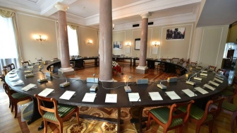 Sondaż: Jak Polacy ocenili decyzję prezydenta ws. Okrągłego Stołu?