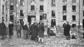 Przeżył Rzeź Woli... w łonie matki. Niezwykła historia Mścisława Lurie