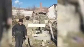[ZOBACZ!] Tak żołnierze Azerbejdżanu traktują symbole chrześcijańskie