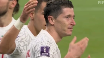 Dziennikarz: Lewandowski i polscy piłkarze patrzą z podziwem na prezydenta Nawrockiego