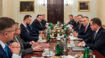 Prezydent Nawrocki spotkał się z szefami służb