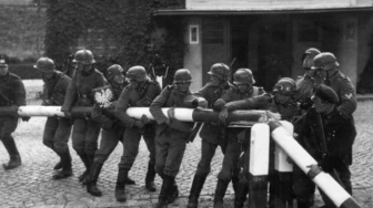 Z internetu. M. Bienert: Polska jest krajem najbardziej poszkodowanym w wyniku II wojny światowej