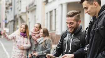 Politica, fede e network mediatici: la nuova dimensione digitale del dibattito sociale in Polonia [Materiał promocyjny]