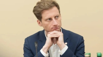 Skandaliczne słowa Sterczewskiego. Szef MON: Oczekuje przeprosin