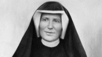 Św. Siostra Faustyna - miłość do Boga, potem do Polski
