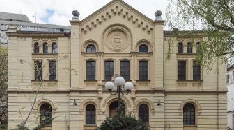 Warszawa: 16-latek próbował podpalić synagogę. Motywy nieznane
