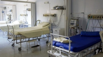 Kuźmiuk: Rządzący zakazują lekarzom informowania o nieprzyjmowaniu pacjentów onkologicznych