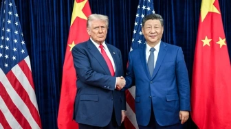 Trump w Pekinie. Pierwsze takie spotkanie od niemal dekady