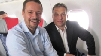 Bosak: Trzaskowski był przez lata w jednej partii z Orbanem