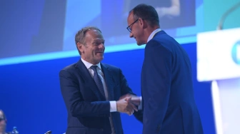 Niemiecka prasa: Tusk i Merz grają na lękach i emocjach