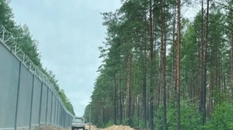 Incydent na granicy. Polski żołnierz okradziony przez migranta