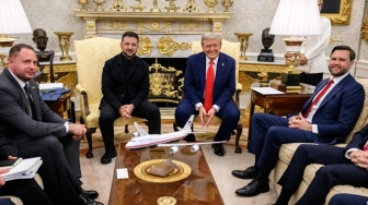 Zełenski w Białym Domu potwierdza gotowość do wyborów i rozmów trójstronnych z Putinem i Trumpem