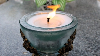 Zaduszki. Oto litania, którą warto odmówić przy grobach bliskich