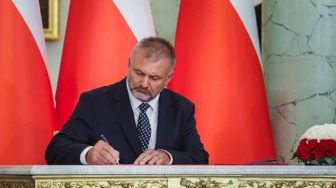 Żurek przestrzega „polityków”: nie puścimy wam tego płazem