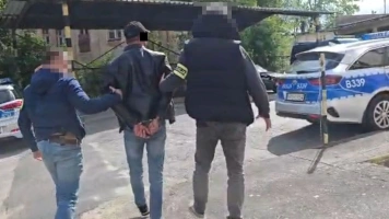 Oszustwa internetowe. 36-latek poszukiwany dwoma listami gończymi wpadł we Wrocławiu