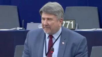 Polska zwolniona z paktu migracyjnego? Rzońca: Premier mija się z prawdą