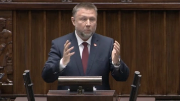 Po serii interwencji, szef MSWiA zapowiada… pozew przeciw TV Republika