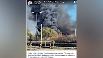 Potężny pożar w Gdyni. W płomieniach stanęła hala magazynowa