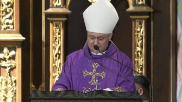 Pogrzeb Łukasza Litewki. Bp Ważny: Dobro nie potrzebuje barw