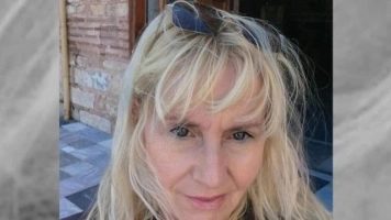 Joanna Formela dla Frondy: Nieznajomi znajomi – sieć iluzji i… pieniędzy