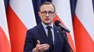 Spór o nominacje oficerskie. Prezydent spotka się z szefami służb