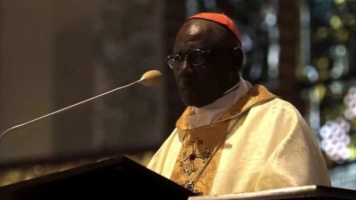 Kard. Robert Sarah: W ostatnich dziesięcioleciach liturgia była traktowana instrumentalnie