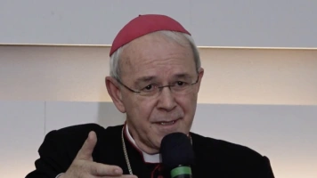 Bp Athanasius Schneider ostrzega: herezje wracają pod hasłami postępu. Potrzeba czujności