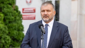 „Jego dni na stanowisku są policzone”. Minister Żurek żegna się z resortem?