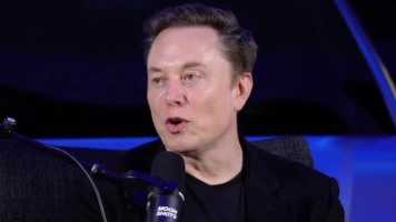 Nalot na paryskie biura X i międzynarodowa burza