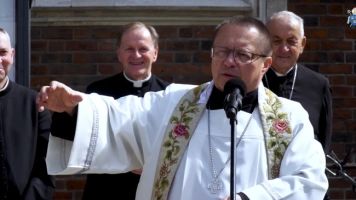 „Wciąż nie dotarło do naszych wiernych…”. Kard. Ryś problem widzi w edukacji katolików