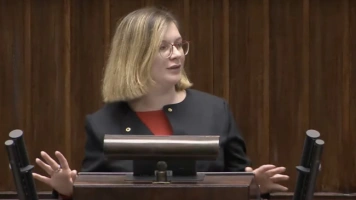 Posłanka Razem: Protesty składa się do SN, a nie na maila Romana Giertycha