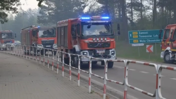 Samolot bez uprawnień to nie wszystko. Strażacy muszą prosić mieszkańców o jedzenie