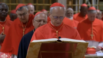 Konserwatysta mógł zostać papieżem? Nowe przecieki z konklawe