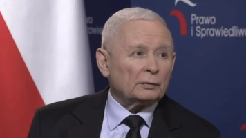 „Miała być obniżka, są podwyżki”. Prezes PiS o cenach paliw