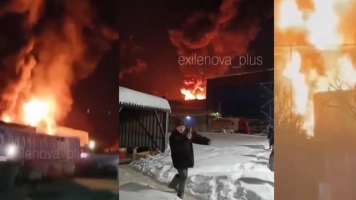 [Wideo] Spektakularna akcja Ukrainy. Rój dronów przełamał obronę i siatki w ataku na rafinerię w Wielkich Łukach