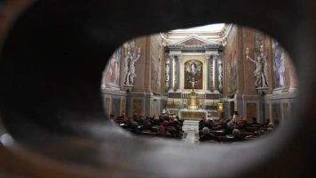 Rekolekcje Papieża: O Bożej pomocy, gdy wali się nam świat