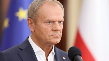 Tusk wskazuje termin podpisania umowy SAFE