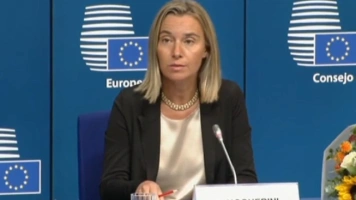 Była szefowa unijnej dyplomacji z poważnymi zarzutami korupcyjnymi… wyszła za kaucją