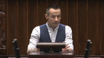 „Gdzie jest wasza odwaga?” Józefaciuk mocno o aferze pedofilskiej w KO