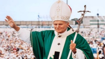 Czym charakteryzuje się powołanie kapłańskie w rozumieniu św. Jana Pawła II?