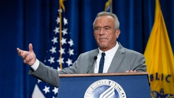 Kennedy: Wciągałem kokainę z desek sedesowych