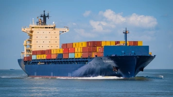 Cieśnina Ormuz. Francuski kontenerowiec przełamuje impas