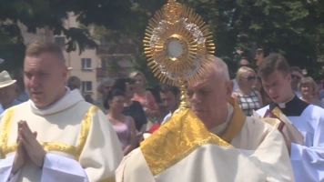 Legnica: Relikwia Ciała Pańskiego przyciąga cały świat