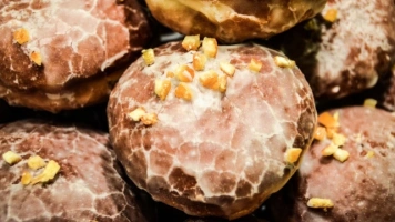 Tłusty Czwartek dawniej i dziś – symbol obfitości, szczęścia i ludowych wierzeń