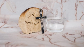 Dziś Środa Popielcowa - obowiązuje post ścisły!