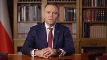 Kuźmiuk: Twarda postawa prezydenta Nawrockiego jednak dyscyplinuje Tuska i jego ministrów