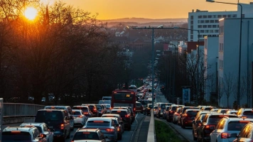 Niemcy nie chcą zakazu aut spalinowych. Polityka „klimatyczna” już passe?