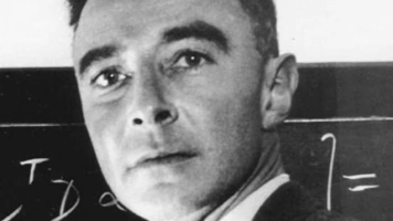 Z internetu. „Oppenheimer?” Naiwniacka bajka